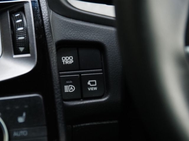 TOYOTA CROWN sedan hybrid 2022