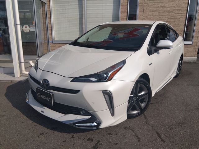 TOYOTA PRIUS 2020