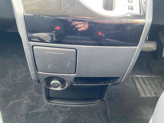 MITSUBISHI DELICA D:5 4WD 2018