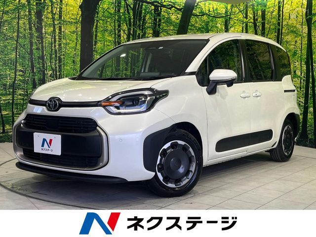 TOYOTA SIENTA HYBRID 2022