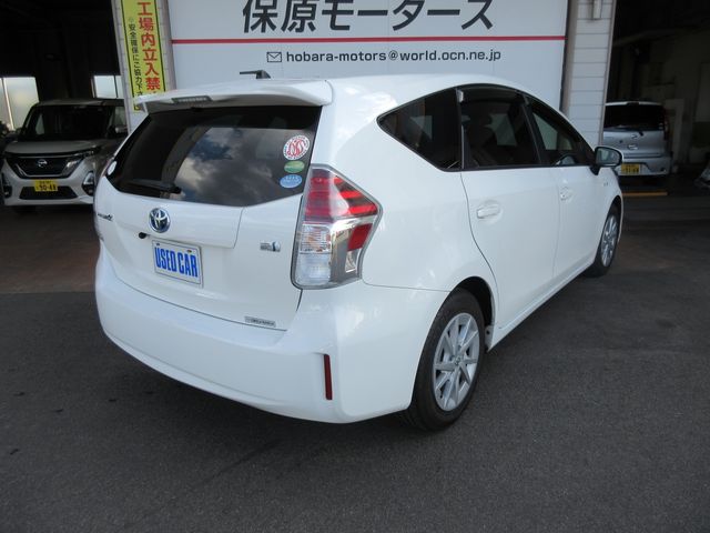 TOYOTA PRIUS Alpha 2018