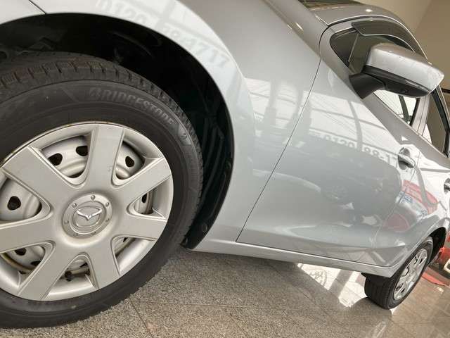 MAZDA DEMIO 4WD 2019