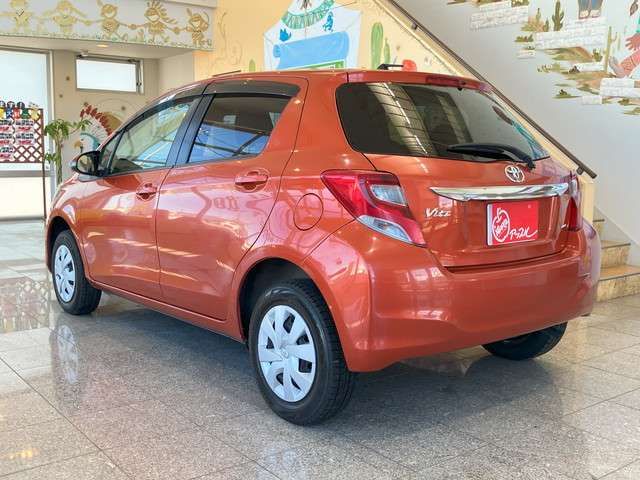 TOYOTA VITZ  4WD 2016