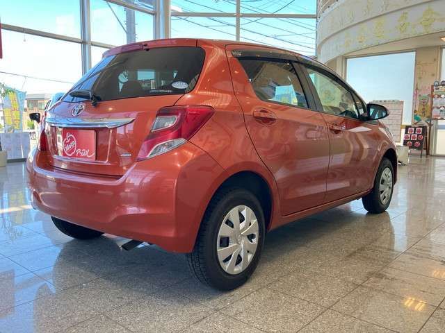 TOYOTA VITZ  4WD 2016