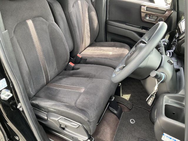 HONDA N BOX CUSTOM 2018