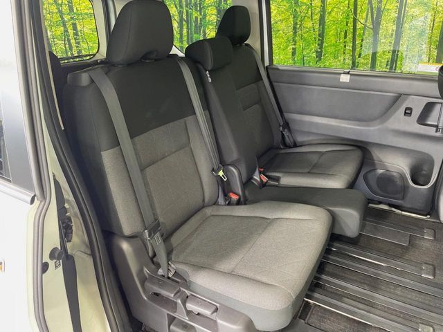 NISSAN SERENA  WG 2023