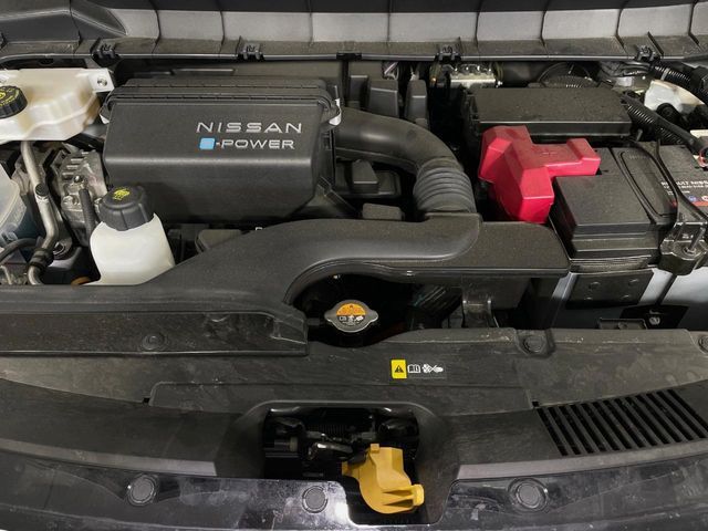 NISSAN SERENA  WG 2023