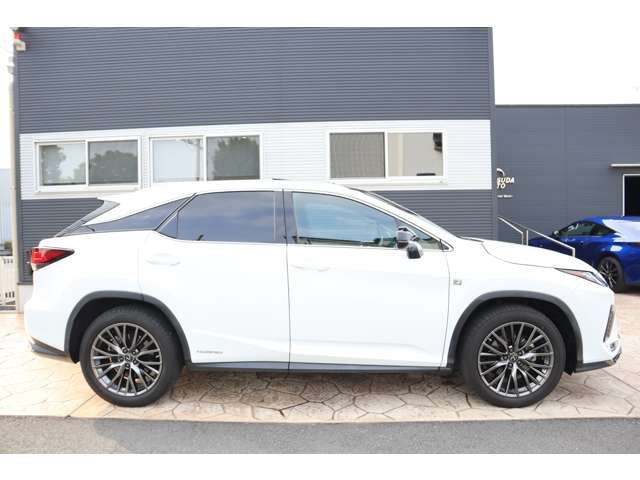 TOYOTA LEXUS RX450h AWD 2022