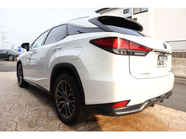 TOYOTA LEXUS RX450h AWD 2022