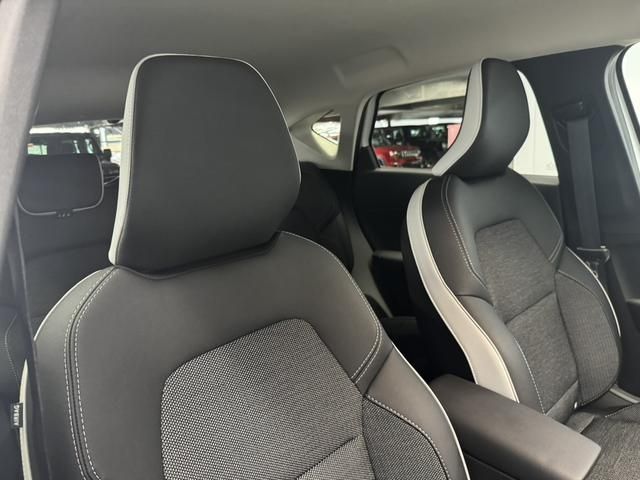 RENAULT RENAULT CAPTUR 2023