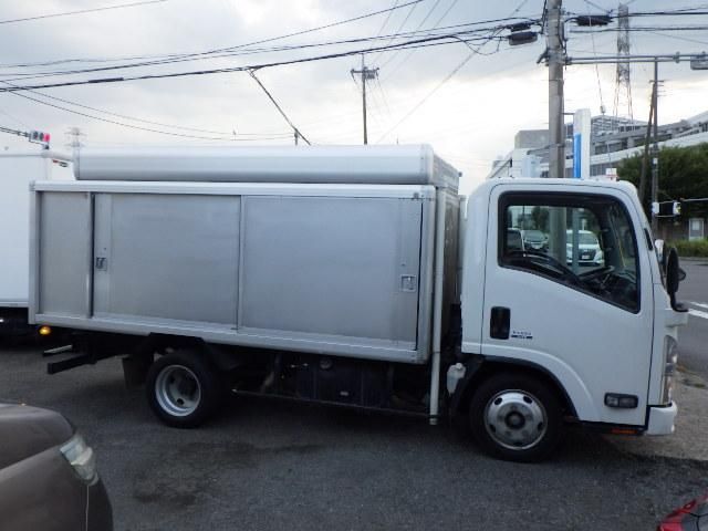 ISUZU ELF 2011