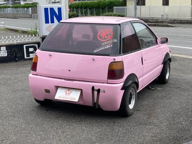 DAIHATSU LEEZA van 1989