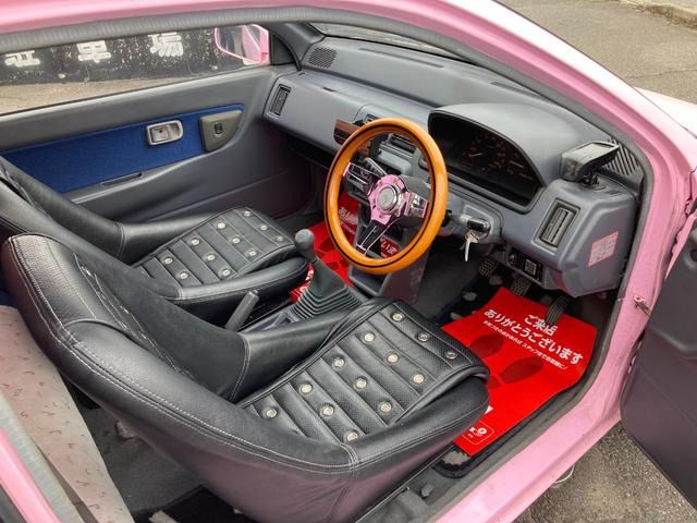 DAIHATSU LEEZA van 1989