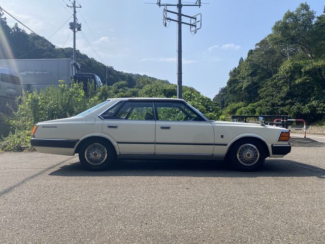NISSAN ????? 1982