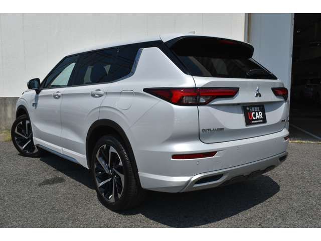 MITSUBISHI OUTLANDER PHEV 2024
