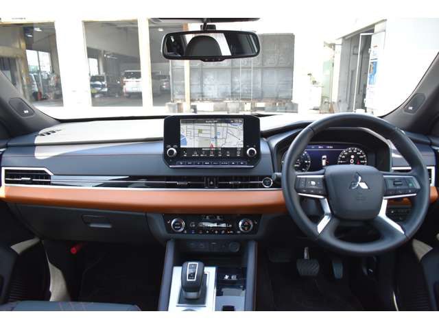 MITSUBISHI OUTLANDER PHEV 2024