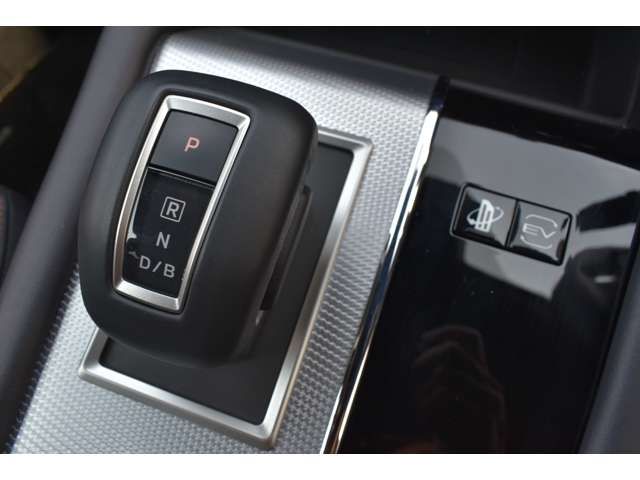 MITSUBISHI OUTLANDER PHEV 2024