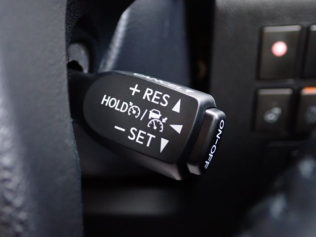 TOYOTA ALPHARD 4WD 2018