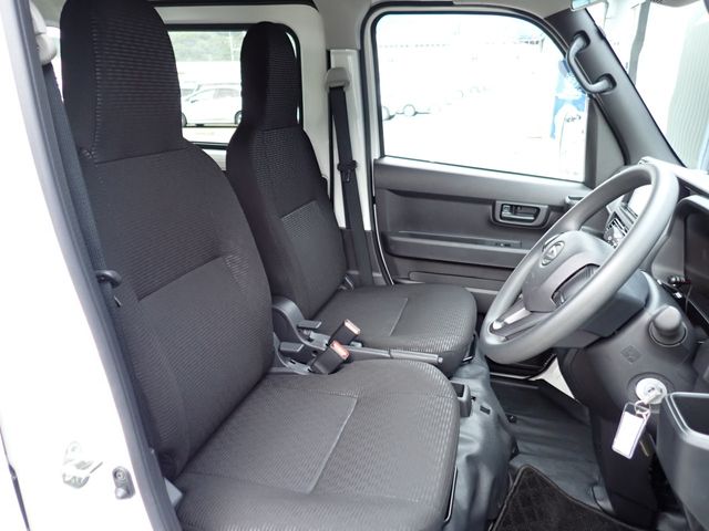 DAIHATSU HIJET CARGO 2022