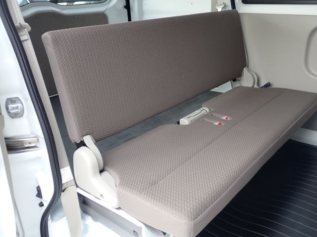 NISSAN NV100 CLIPPER 2024