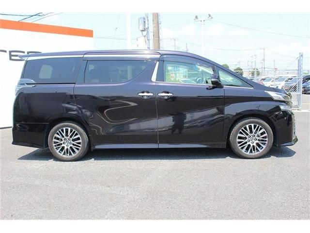 TOYOTA VELLFIRE 2015