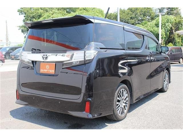 TOYOTA VELLFIRE 2015