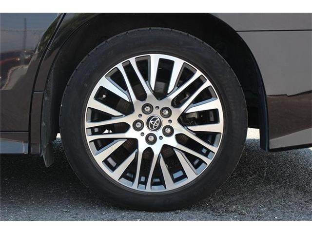 TOYOTA VELLFIRE 2015