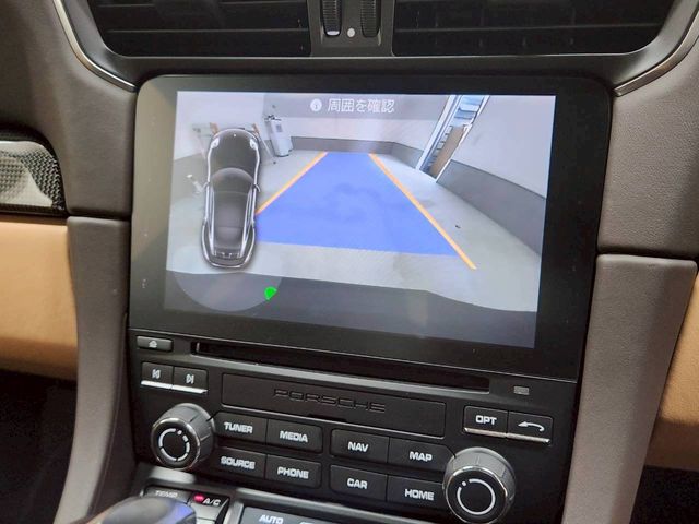 PORSCHE PORSCHE 911 2018