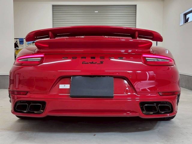 PORSCHE PORSCHE 911 2018