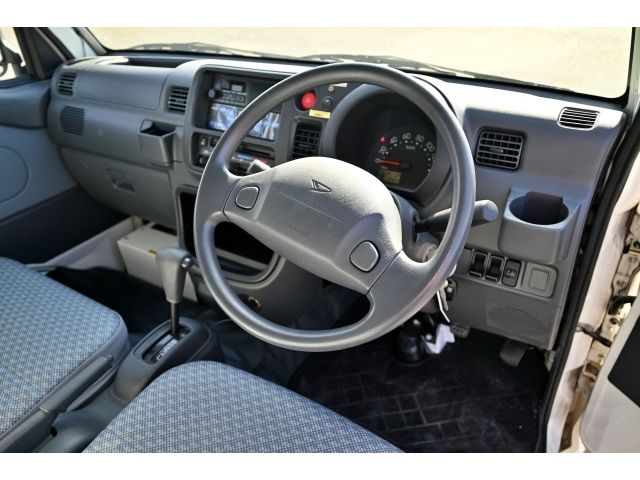 DAIHATSU HIJET truck 2014