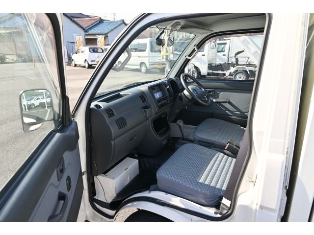 DAIHATSU HIJET truck 2014