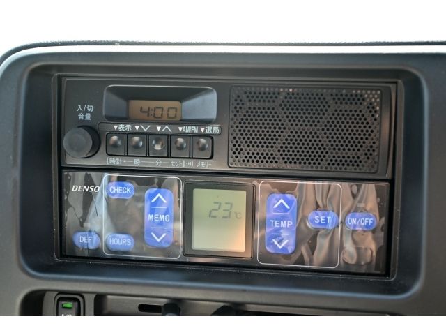 DAIHATSU HIJET truck 2014