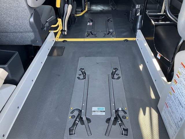 TOYOTA REGIUSACE van 4WD 2020