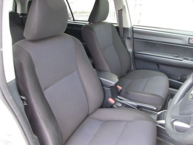 TOYOTA COROLLA FIELDER 4WD 2018