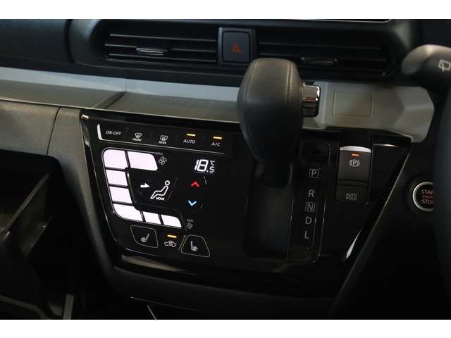 MITSUBISHI DELICA MINI 2024