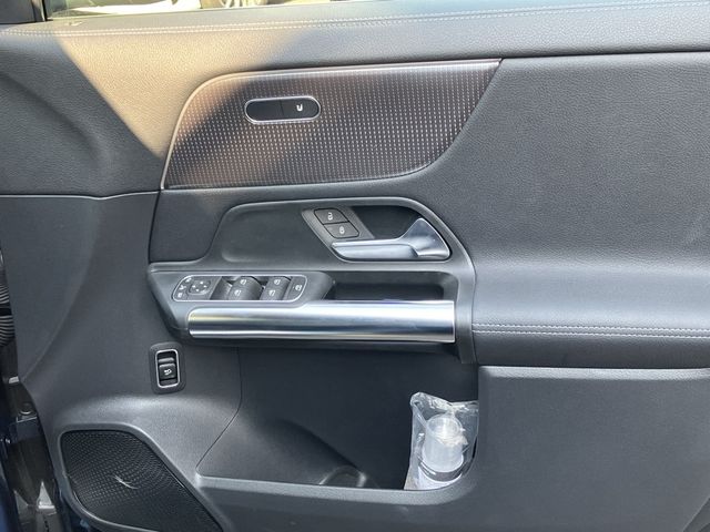 MERCEDES BENZ MERCEDES BENZ EQA 2023