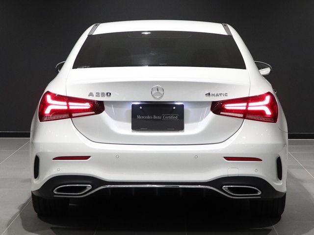 MERCEDES BENZ MERCEDES BENZ A class sedan 2020