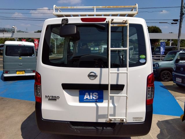 NISSAN NV350 CARAVAN 2018