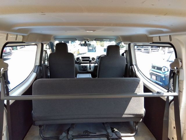 NISSAN NV350 CARAVAN 2018