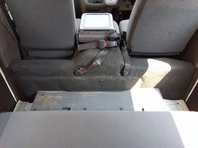 NISSAN NV350 CARAVAN 2018