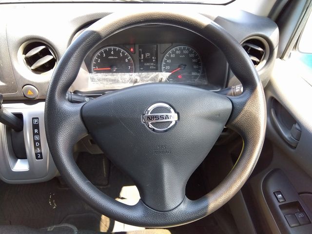 NISSAN NV350 CARAVAN 2018