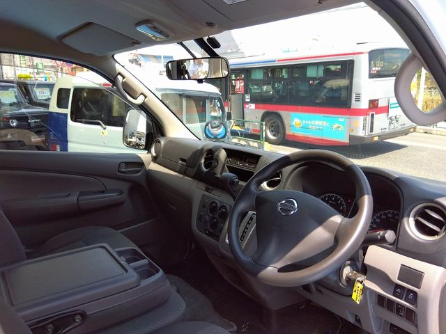 NISSAN NV350 CARAVAN 2018