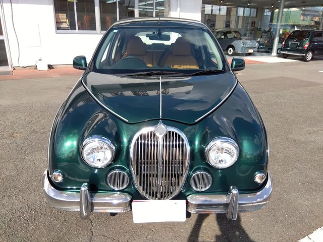 MITSUOKA VIEWT 2012