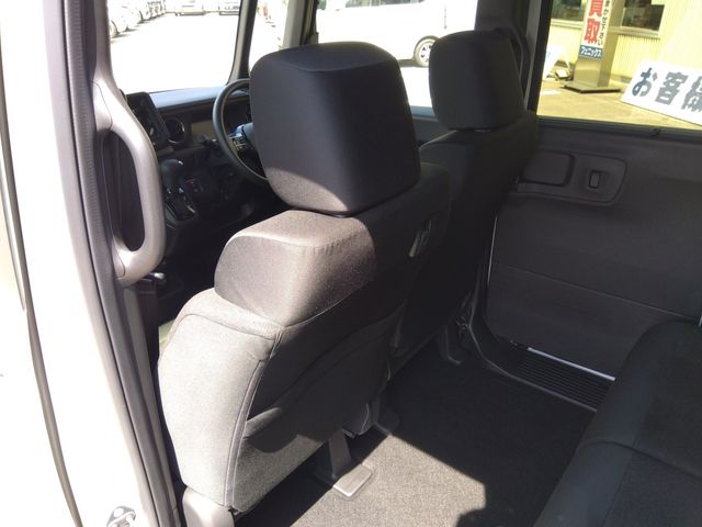 HONDA N BOX CUSTOM 2023