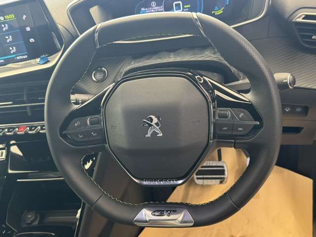 PEUGEOT PEUGEOT e-2008 2025