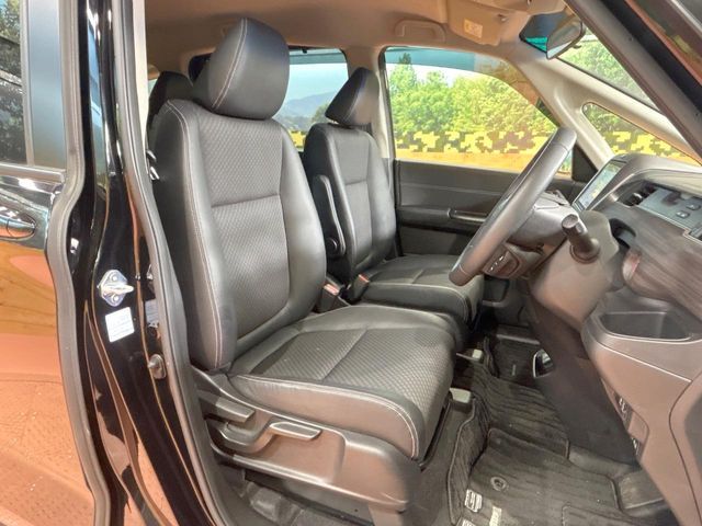 HONDA FREED HYBRID 2022