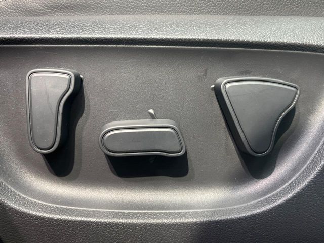 TOYOTA YARIS CROSS HYBRID 2022