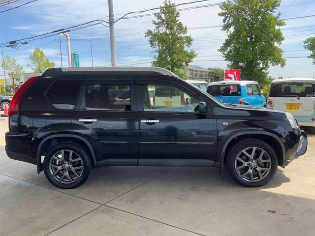 NISSAN X-TRAIL 4WD 2013