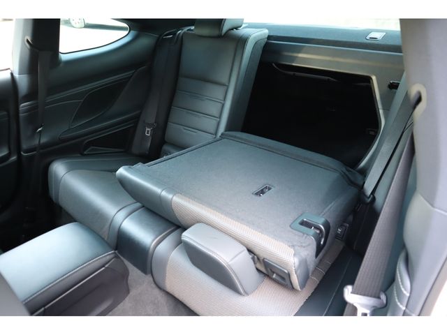 TOYOTA LEXUS RC300h 2022