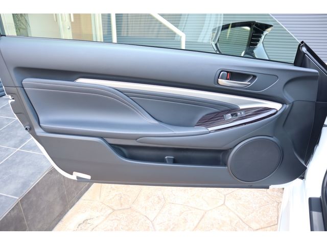 TOYOTA LEXUS RC300h 2022